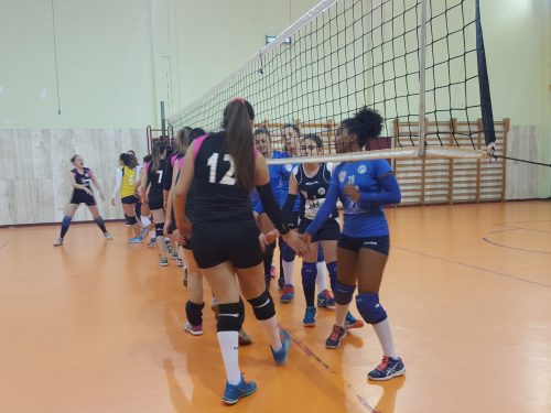 Volley Femminile Prima Divisione: La Pallavolo Palmi addomestica una vivace e non facile  Elio Sozzi. Gli ospiti vincono e portano a casa l’intera posta in palio.