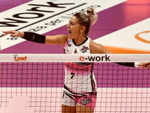 Volley Femminile: Domani 3 Maggio 2020 intervista sulla nostra pagina Facebook e Instagram insieme ad Alessia Ghilardi. A partire dalle 15:00