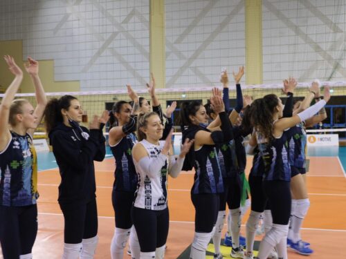 Volley Femminile B1:Vittoria convincente all’esordio per Akademia Sant’Anna. Le ragazze di Nino Gagliardi espugnano Modica con un netto 3-0