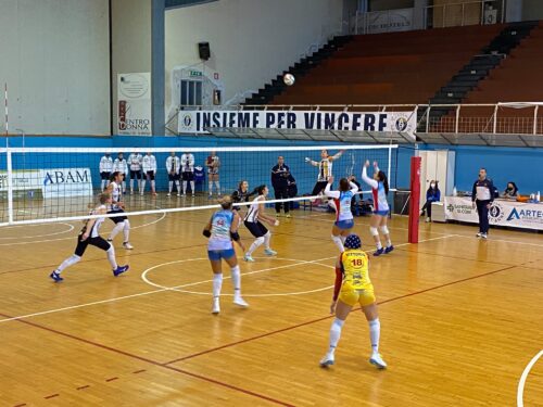 Volley Femminile B1: L’impresa della Sicom Akademia Sant’Anna, battuta 3-1 la corazzata Aragona
