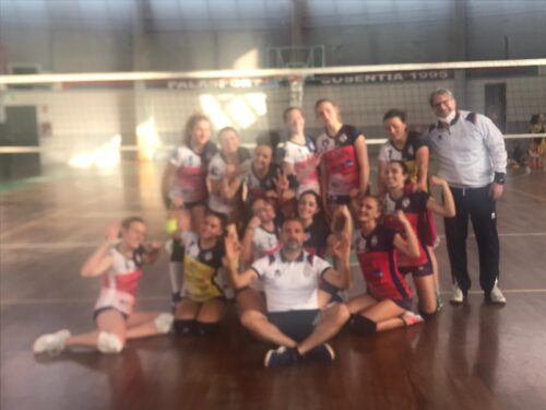 Volley Femminile Serie C, Real Volley San Lucido: Continua la striscia positiva. La squadra di mister Crispino vince e convince.