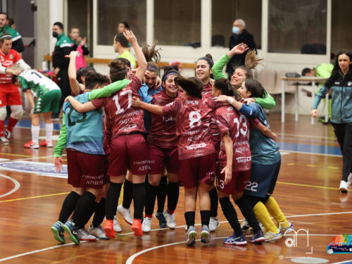 Futsal Femminile A2: L’ Irpinia sbanca il “Pala Sparti” di Lamezia ed è sempre più solitaria al comando. [Photogallery]