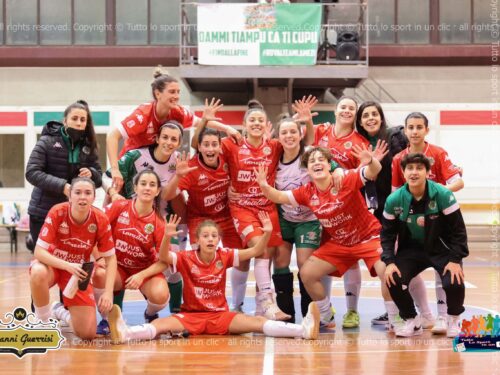 Futsal Femminile Coppa Italia: Troppo forte il Royal Team Lamezia per il Cus. Il match termina in goleada. [Photogallery]